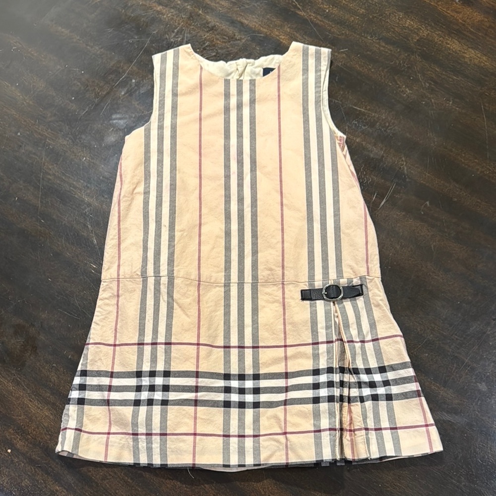 Burberry Cream Sheath Dress Sleeveless Crew Neck Casual